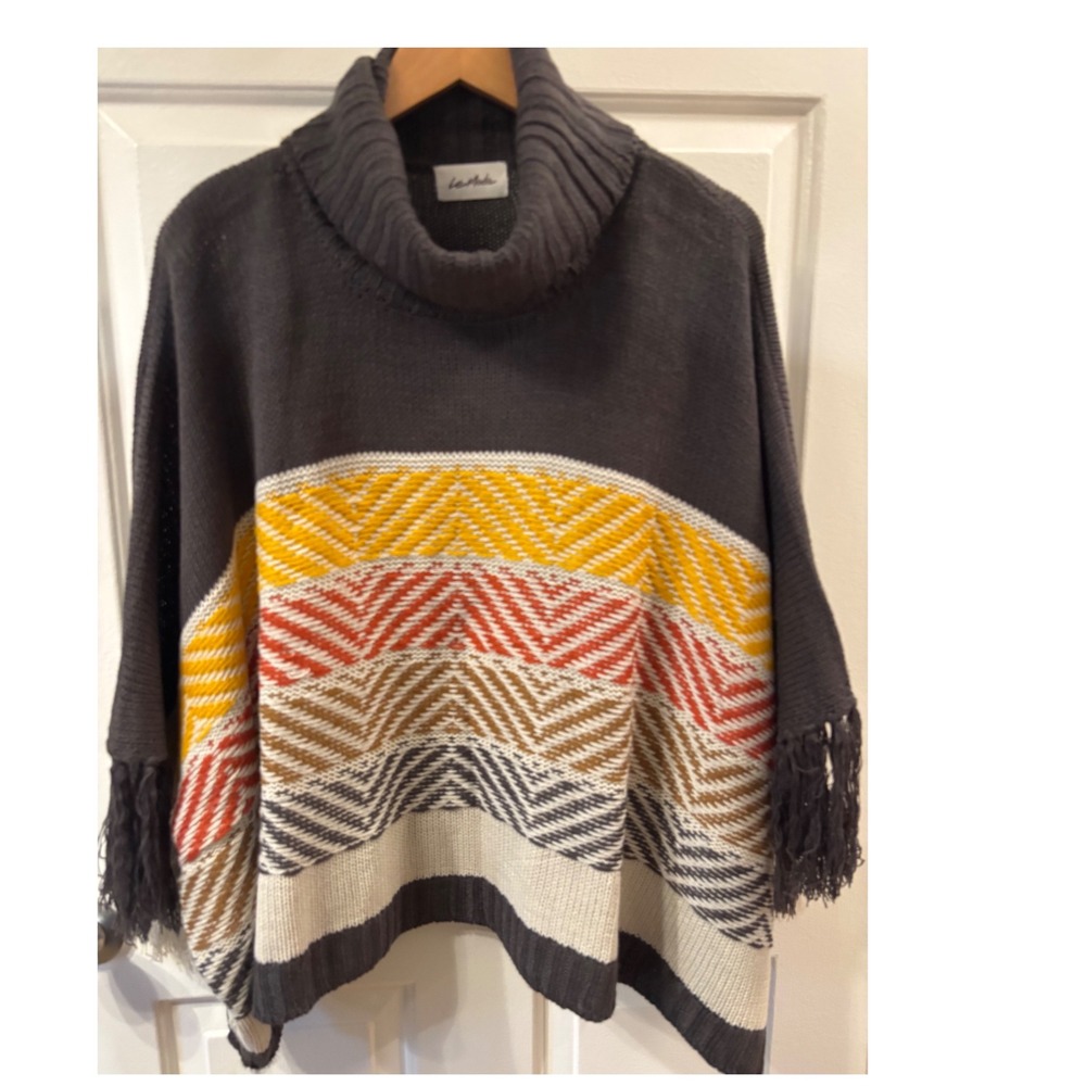 Le Moda Womens Southwestern Chevron Knit Poncho Turtleneck Fringe Charcoal OS